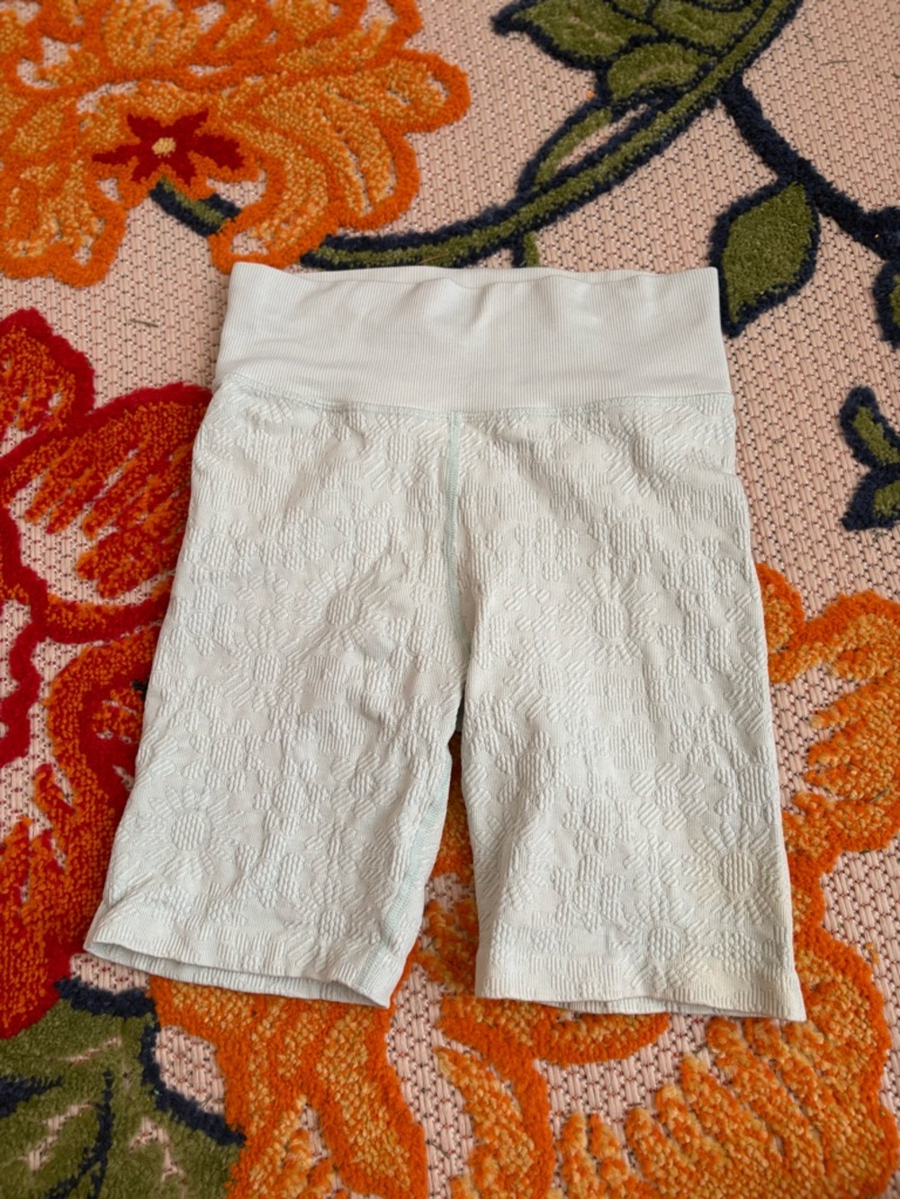 High-Rise Cream Textured Bike Shorts